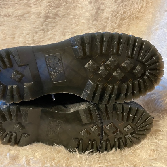 Dr.Martens JADON III PISA LEATHER PLATFORM BOOTS - Picture 4 of 6